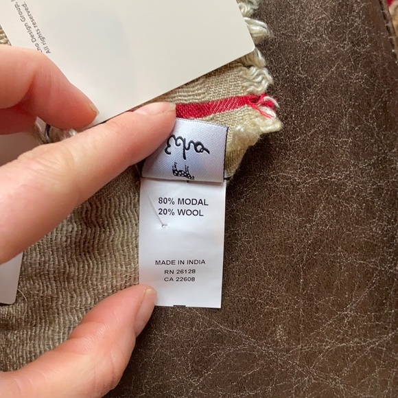 Scarf - Picture 6 of 6